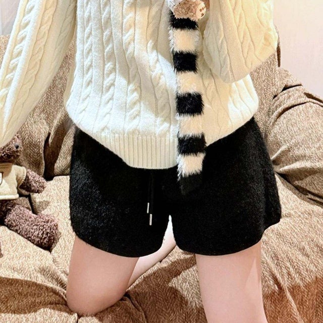 おうち時間もお出かけも心地よく包む秋のボアショートパンツ （ブラック）
