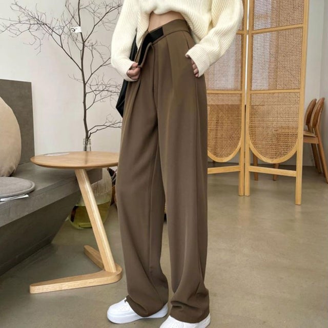 タック入りハイウエストパンツ （ブラウン）