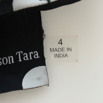 メゾンターラ Maison Tara フローラルシフォンワンピース （白黒フローラル）｜詳細画像