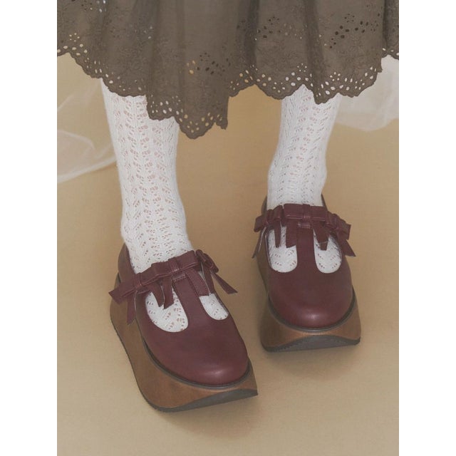 ribbon tstrap shoes （ボルドー）