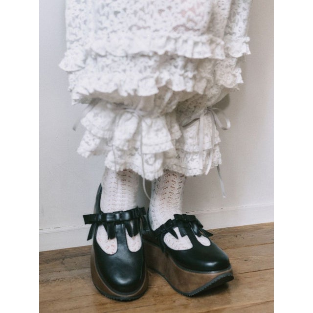 ribbon tstrap shoes （ブラック）