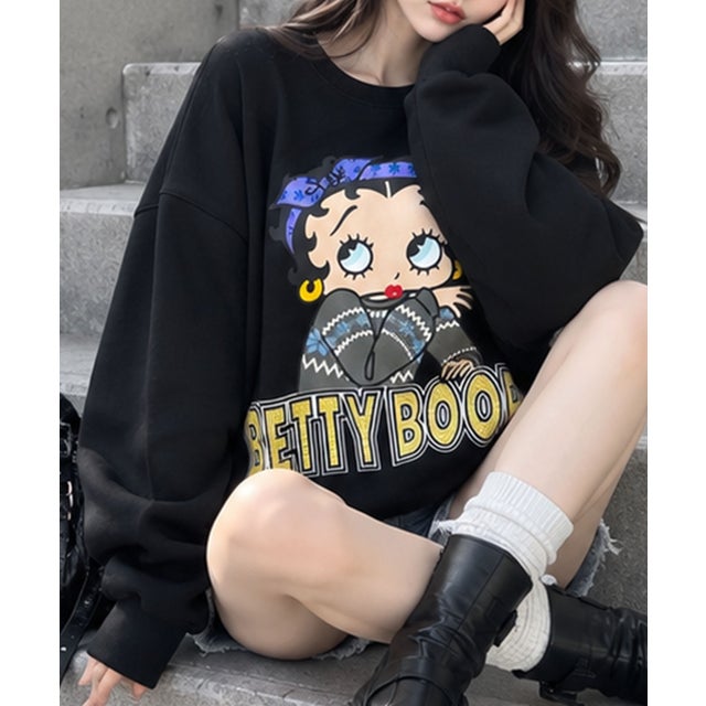 裏起毛BETTY BOOPフロント＆バックプリントオーバーサイズトレーナー （ブラック）