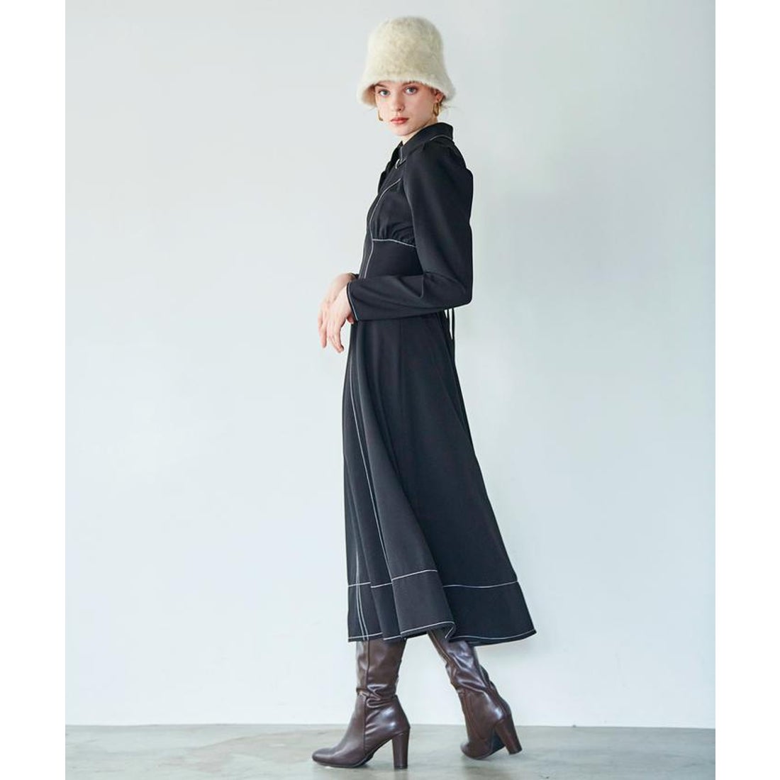 アンドクチュール AND COUTURE ウエストリブフロントジップワンピース 