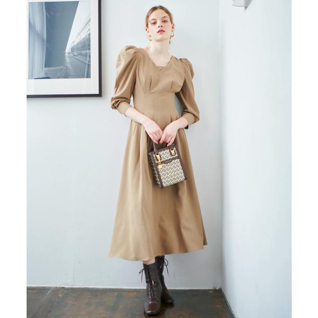 アンドクチュール AND COUTURE ウエストタックバックシャン長袖