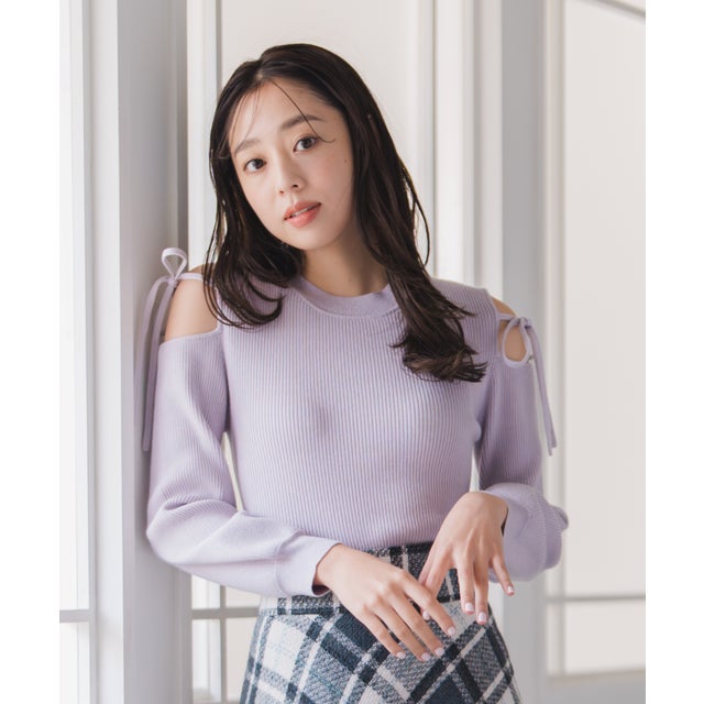 2025秋冬新作 肩開きリボンニット MM548315 （LAVENDER）