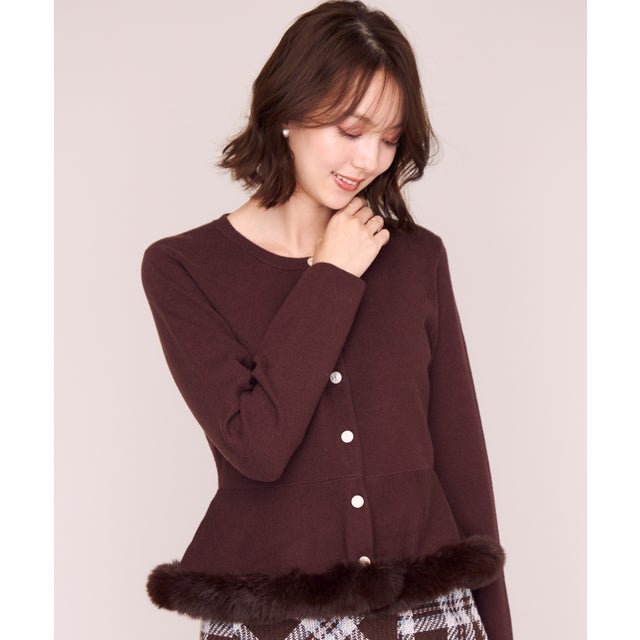 2026秋冬新作 裾ファートリムペプラムニット MM648409 （BROWN）