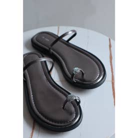 Bijou tong  flat sandals （GUNMETAL）