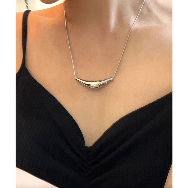 メタルネックレス スネークチェーン 上品 （シルバー）