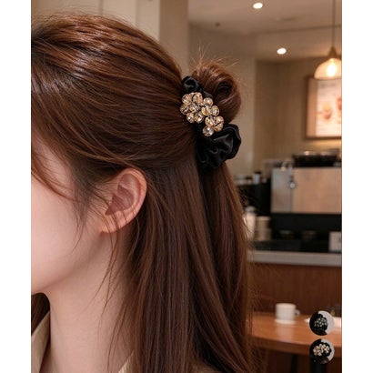 ビジュー付き上品シュシュ大人ヘアゴム （シャンパン）｜詳細画像