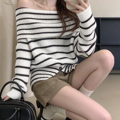 オフショルダーボーダーニット裾ボタン秋服 （ホワイト）｜詳細画像