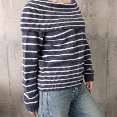 オフショルダーボーダーニット裾ボタン秋服 （ネイビー）｜詳細画像