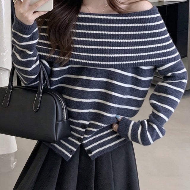 オフショルダーボーダーニット裾ボタン秋服 （ネイビー）