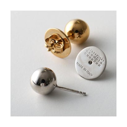 エムエムシックス メゾン マルジェラ MM6 Maison Margiela MM6 スタッドピアス SM7VG0131 P9212 ツートーン オーブ （HB649/ゴールド+シルバー）｜詳細画像