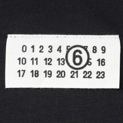 エムエムシックス メゾン マルジェラ MM6 Maison Margiela Tシャツ キッズ CREW-NECK T-SHIRT WITH LOGO M61163 MM04I （ブラック(M6900)）｜詳細画像