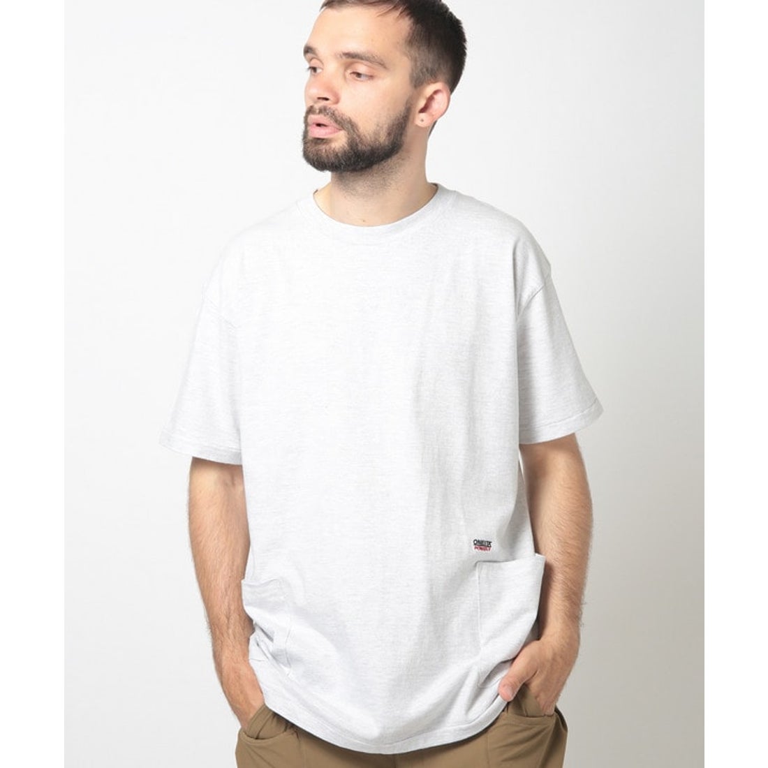 フューズ FUSE ONEITA オニータ BIG POCKET T shirt グレー - ファッション通販 MAGASEEK