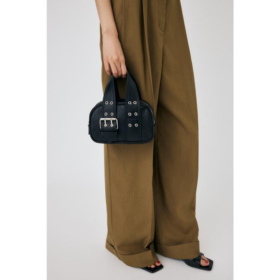マウジー MOUSSY BUCKLE HANDLE MINI ボストン （BLK） - ファッション 