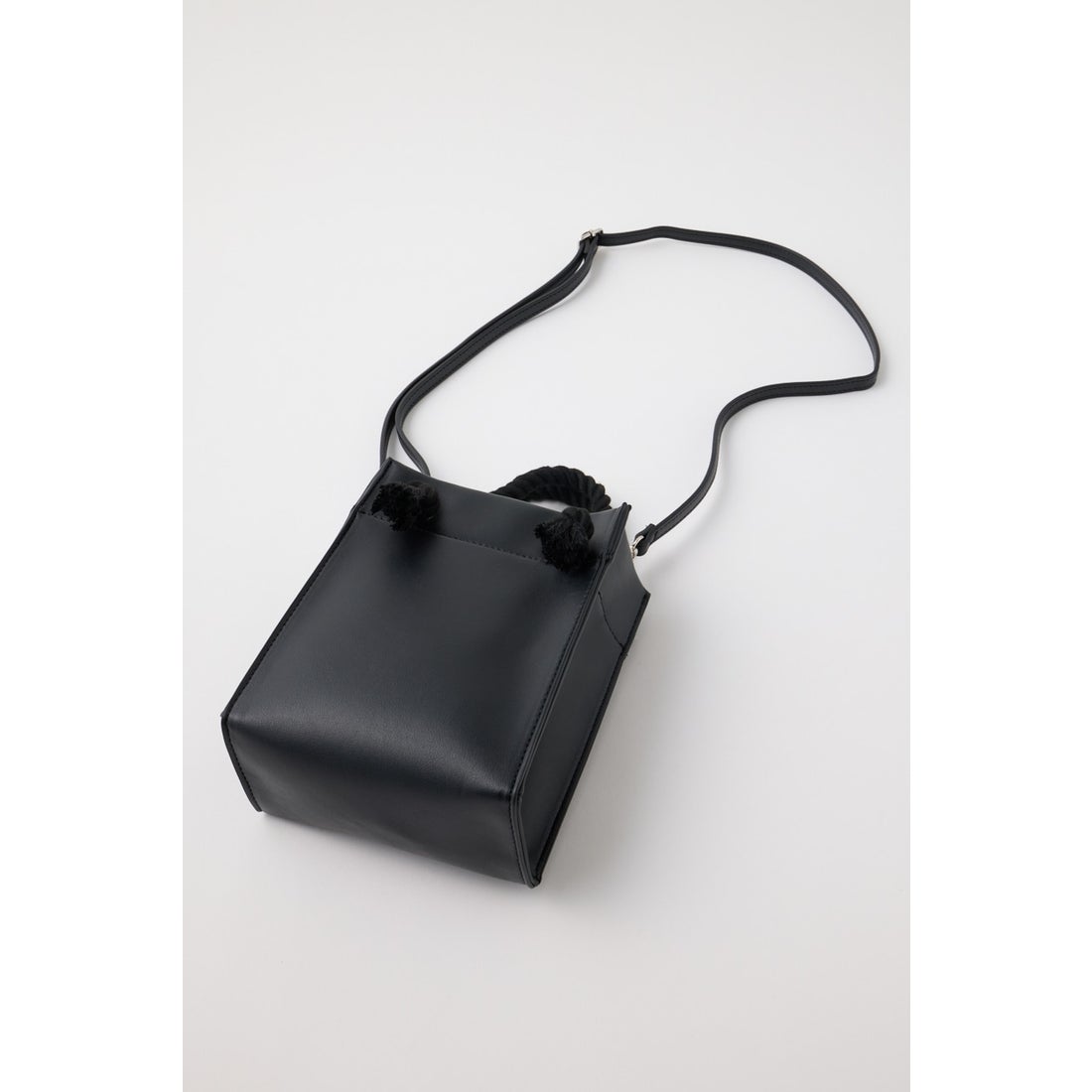 MOUSSY SOUVENIR FAKE LEATHER ミニバッグ BLK -ファッション通販 