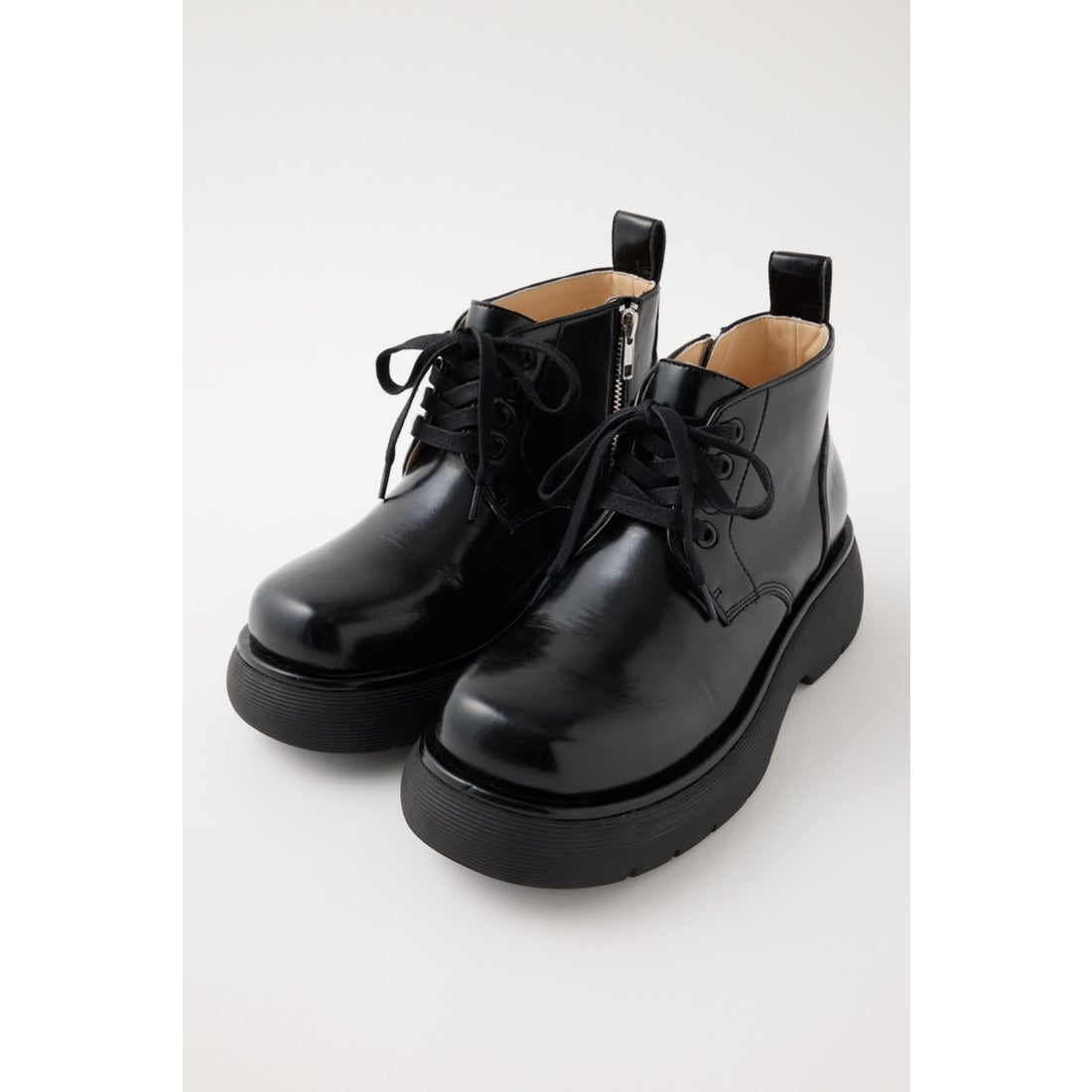 MOUSSY VOLUME SOLE PLAIN shoes