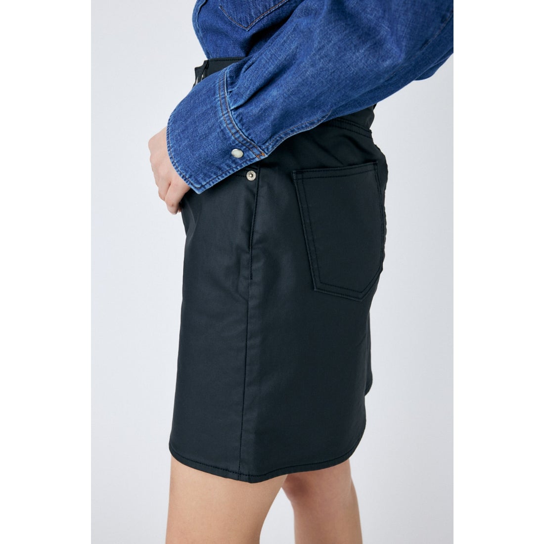 MOUSSY ISKO JETHER ミニスカート BLK -靴＆ファッション通販 ロコンド