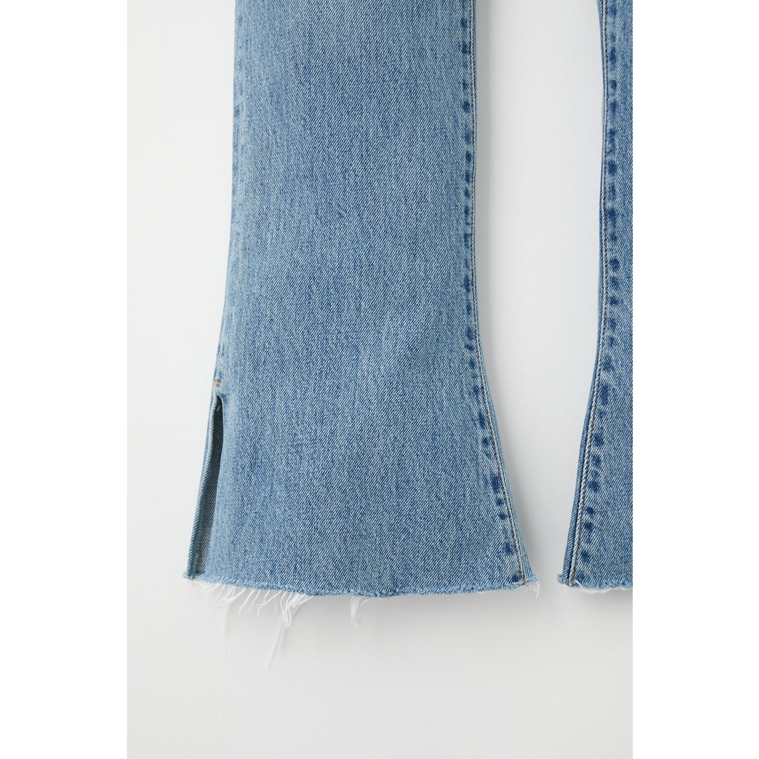 MOUSSY SIDE SLIT SLIM FLARE BLU -ファッション通販 FASHION WALKER