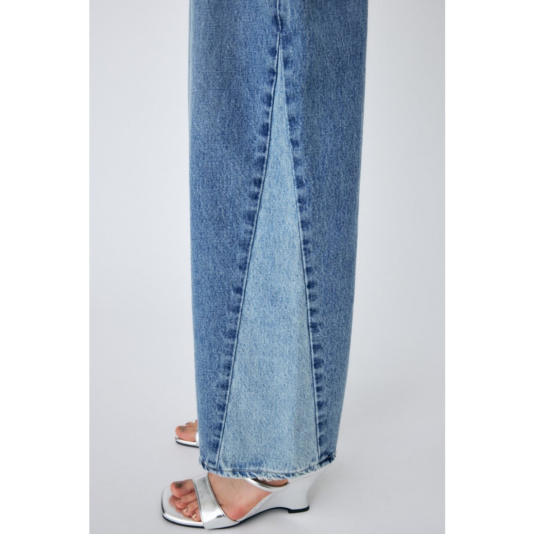 MOUSSY CUT OUT WIDE STRAIGHT BLU -ファッション通販 FASHION WALKER