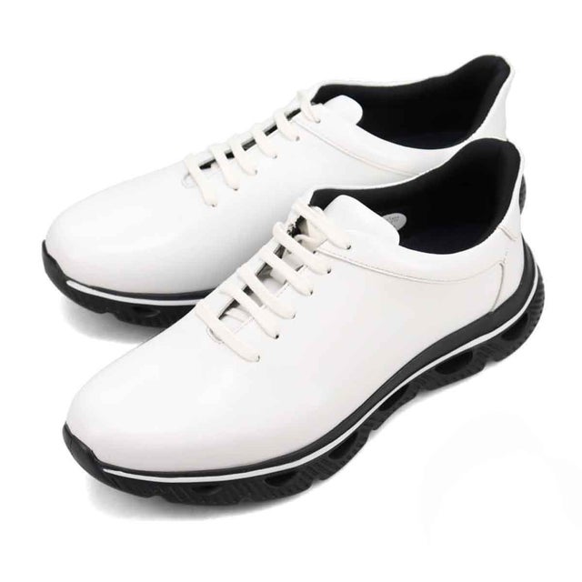 「Recovery Shiatsu Insole」搭載で指圧効果により血行を115％促進。 COVEROS レザースニーカー （ホワイト）