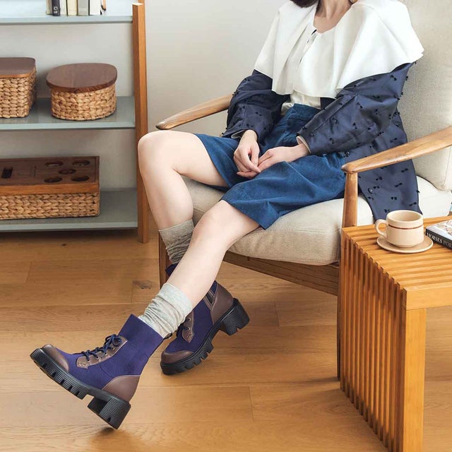 「Recovery Shiatsu Insole」搭載で指圧効果により血行をよくする。ニット素材が足にフィットするニットブーツ DML5056R （ネイビー）