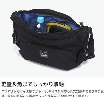 ショルダーバッグ レディース 斜めがけバッグ ナイロン バッグ 斜めがけ 大人 軽量 撥水 B5 4L ショルダー かわいい おしゃれ カジュアル お出かけ 旅行 シンプル 舟形 女性 RMNL-03 （NuanceGray）｜詳細画像