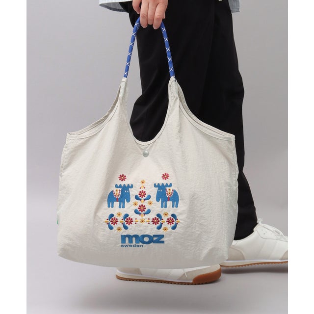 トートバッグ A4対応 軽量 ナイロン 刺繍 12L 広マチ 折りたたみ サブバッグ エコバッグ （ホワイト）