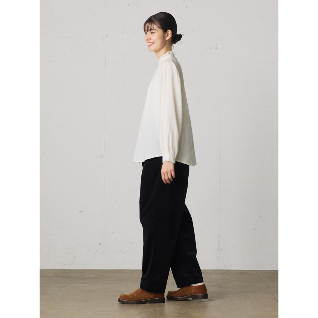 ミディウミ MidiUmi MidiUmi フリルカラーギャザーネックシャツ 
