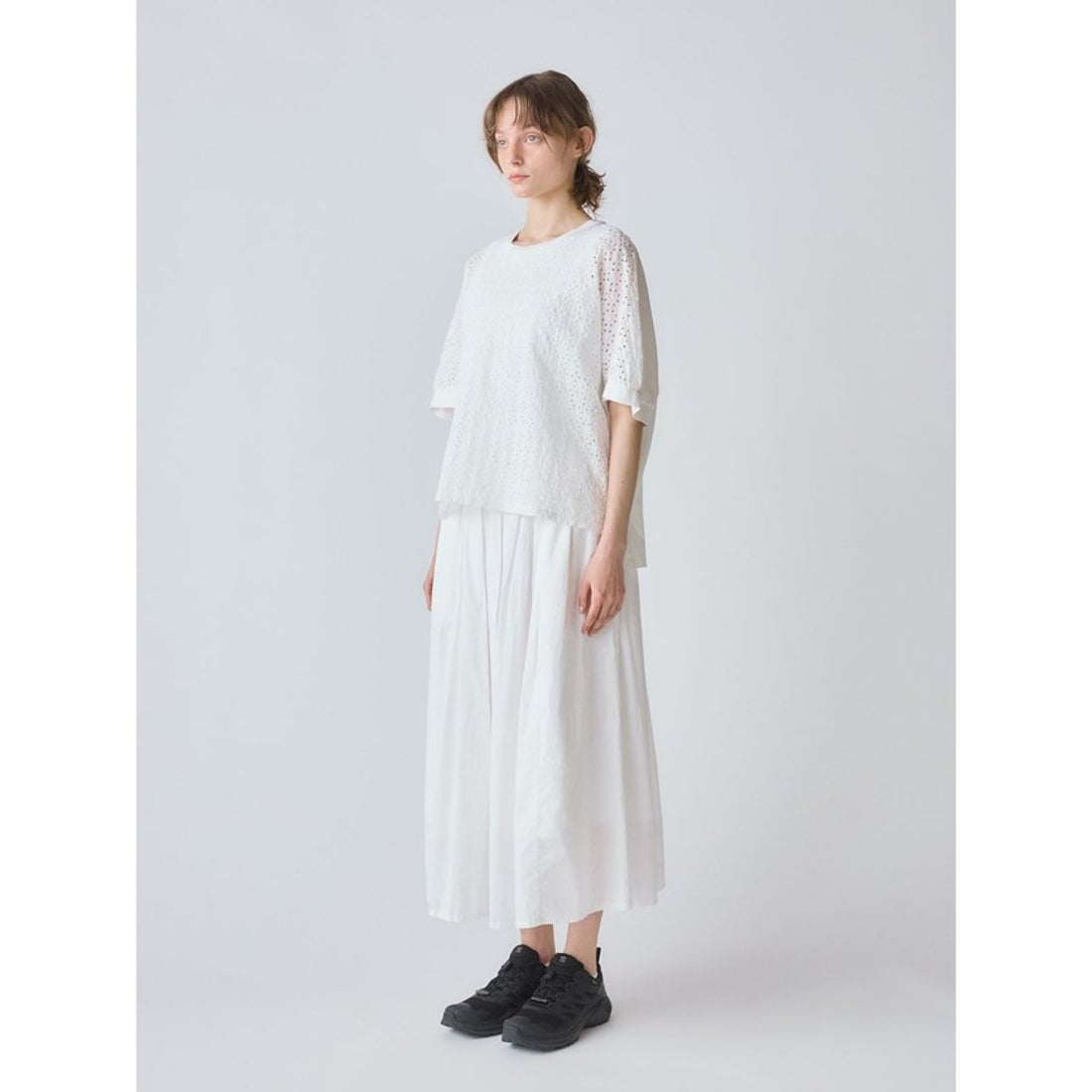 ミディウミ MidiUmi MidiUmi フロントレースプルオーバー （ブラック 