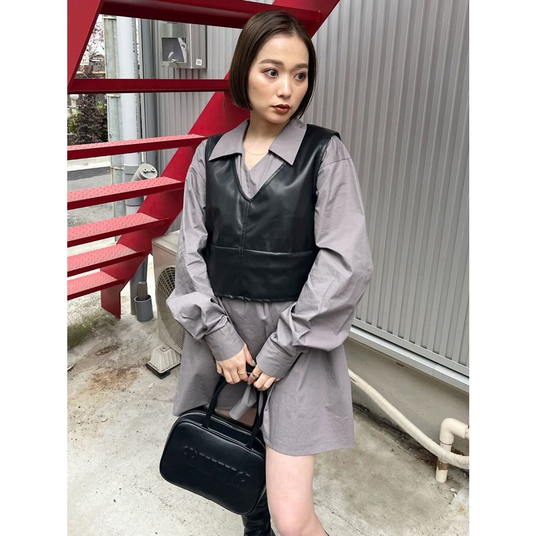 ムルーア MURUA フェイクレザーボストンバッグ （ブラック 