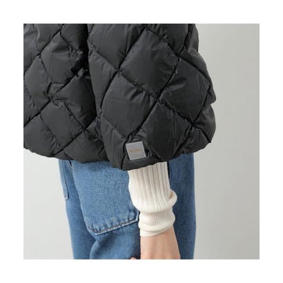 マックスマーラ ザ・キューブ Max Mara The Cube Max Mara The Cube ダウンジャケット SISOFT ショート丈 7分袖 （064/モスグリーン）｜詳細画像