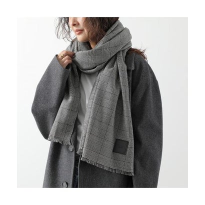 WEEKEND MAX MARA ストール QUANTUM  ウール （004/ブラック他）｜詳細画像