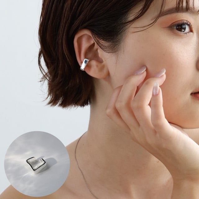イヤーカフ イヤカフ シンプル 片耳用 結婚式 フォーマル 卒業式 卒園式 イヤーカフス フェイクピアス （シルバー）