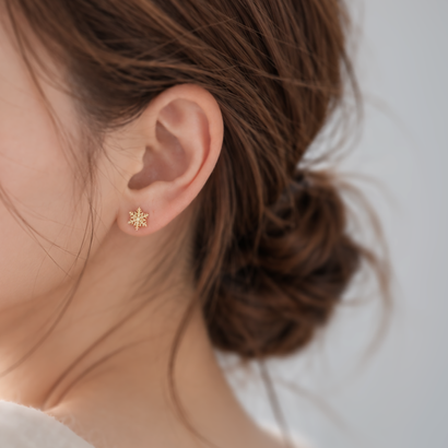 スノーヴェールピアス【S999ポスト / 金属アレルギー対応】 （ゴールド）｜詳細画像