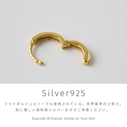 カットラインミニフープピアス【Silver925製 / 金属アレルギー対応】 （ゴールド）｜詳細画像