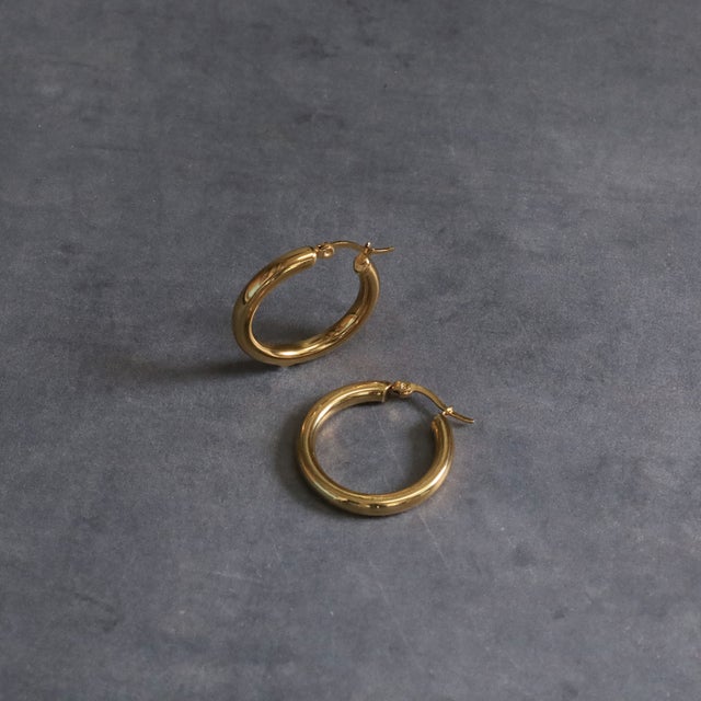 ピアス 金属アレルギー対応 フープピアス つけっぱなし 大きめ シンプル ステンレス 人気 両耳用 レディース アクセサリー 女性 大人 誕生日 プレゼント （ゴールド）