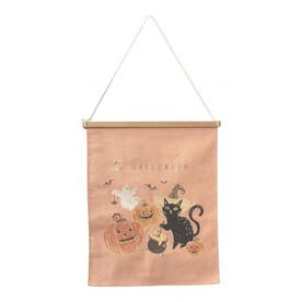 刺繍タペストリー （くろねこのごちそう）