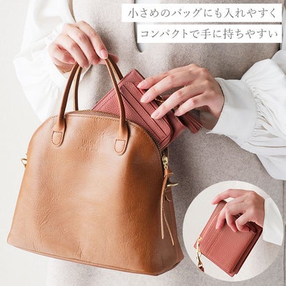 バックヤードファミリー BACKYARD FAMILY LIZ DAYS タッセル付き二つ折り財布 （CA.キャメル）｜詳細画像