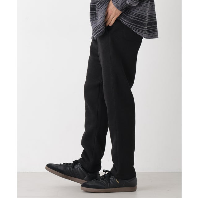 ニットフリーステーパードパンツ （ブラック）
