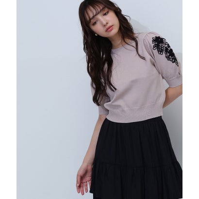 ナチュラルビューティーベーシック NATURAL BEAUTY BASIC フラワー刺繍パフスリーブニット （チャコール1）｜詳細画像
