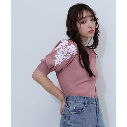 ナチュラルビューティーベーシック NATURAL BEAUTY BASIC フラワー刺繍パフスリーブニット （チャコール1）｜詳細画像