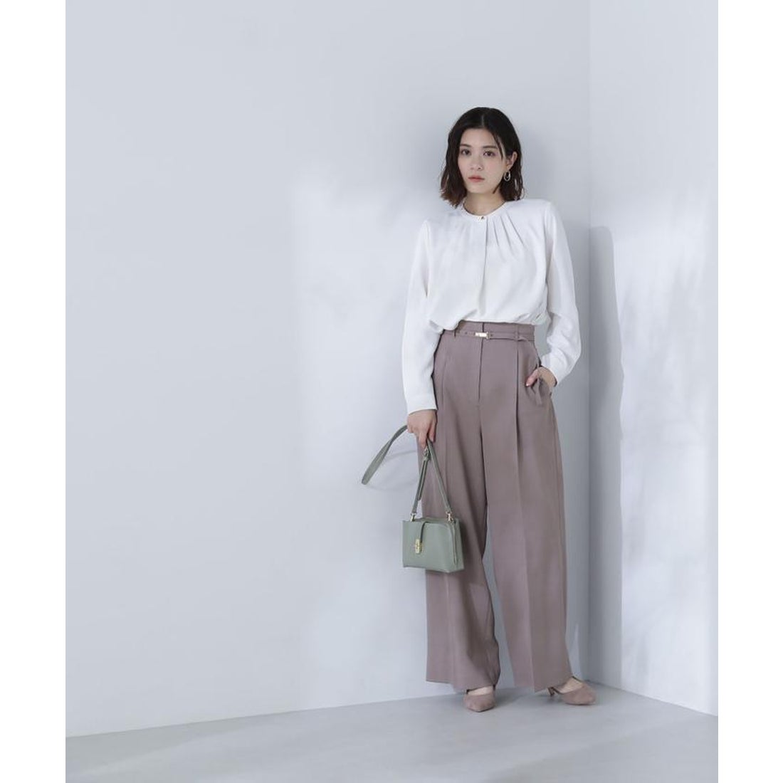 ナチュラルビューティーベーシック NATURAL BEAUTY BASIC フロント 