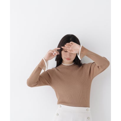 ナチュラルビューティーベーシック NATURAL BEAUTY BASIC シアーフレアカフスリブニット （オフホワイト1）｜詳細画像