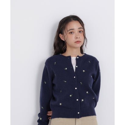 ナチュラルビューティーベーシック NATURAL BEAUTY BASIC ローズ刺繍カーディガン （レッド系2）｜詳細画像
