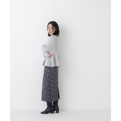 ナチュラルビューティーベーシック NATURAL BEAUTY BASIC フォルムペプラムニット （ベージュ系2）｜詳細画像