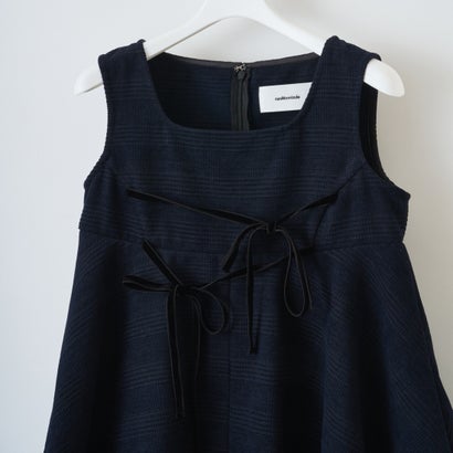スリーブレスラッフルドレス（Sleeveless Ruffle Dress） （NAVY）｜詳細画像