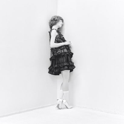 スリーブレスラッフルドレス（Sleeveless Ruffle Dress） （BLACK）｜詳細画像