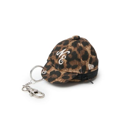 ニューエラ NEW ERA キーホルダー チャーム ミニキャップ イヤホンケース クラシックロゴ レオパード （BRN）｜詳細画像